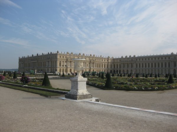 Looking back at the Palace itself