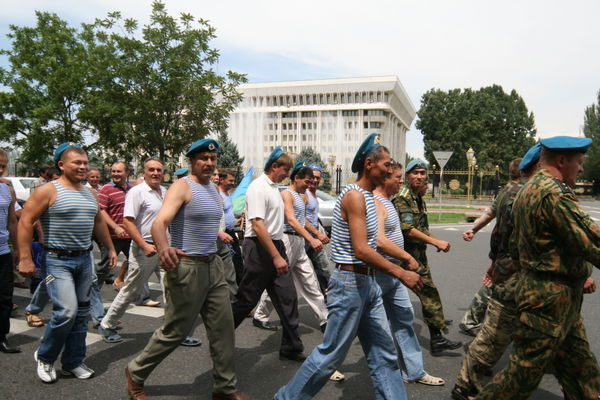 Veterans on parade