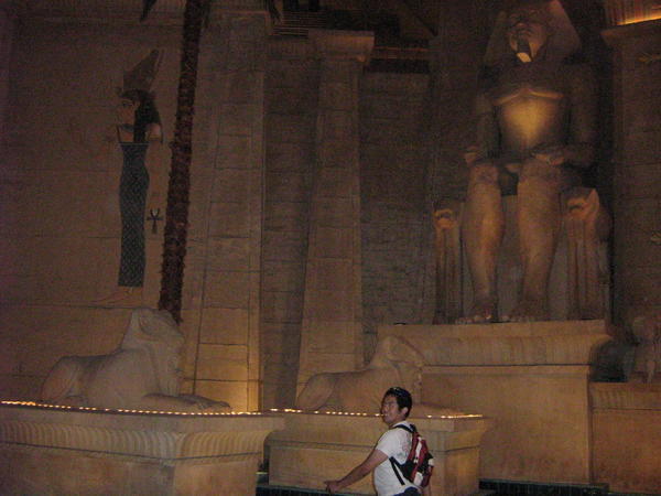 Being a dick inside the Luxor