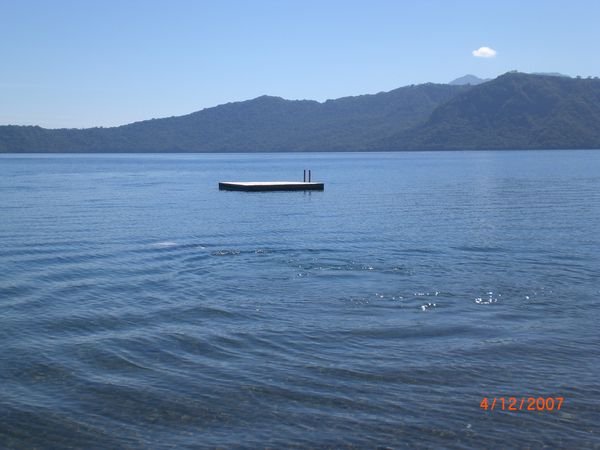 The floating pontoon on the laguna.