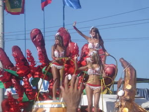 Hot Colombian carnival ladies!
