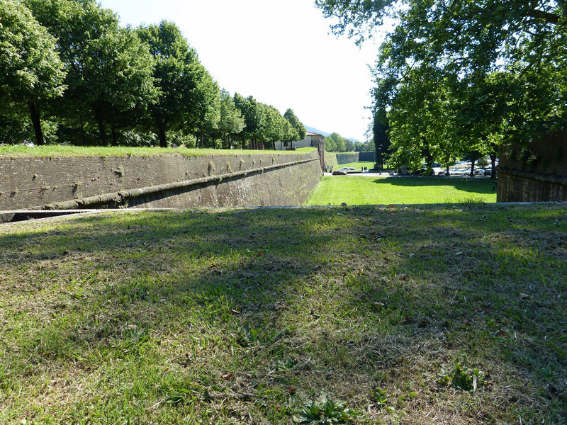 Lucca - Stadsomwalling