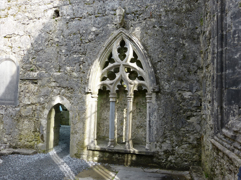 The  Burren - kathedraal ruïne