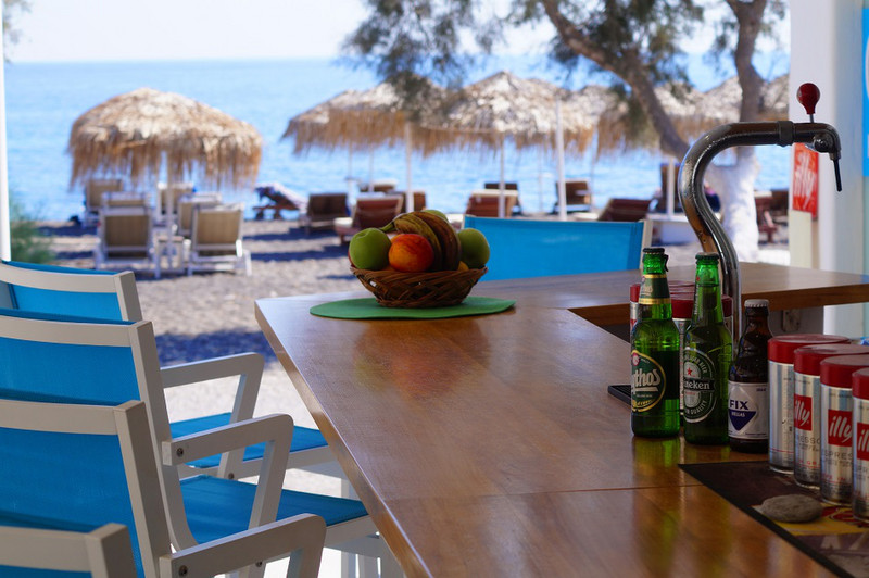 restaurants in perissa-perivolos Santorini beach