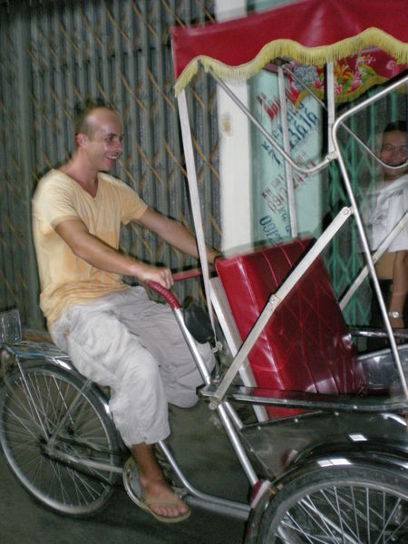 Stealing the Cyclo