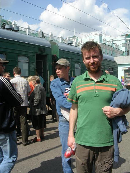 Scavenging for food at Omsk station