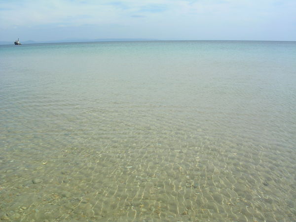Alazma beach - look at that water!!