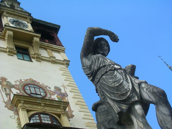 Statue outside Peles castle