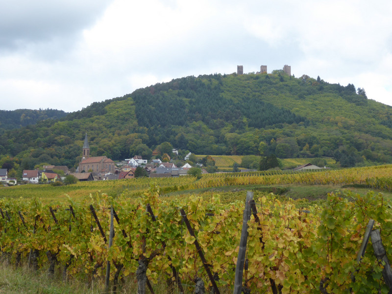 More vines, villages and castles. This is Hussern-les-Châteaux