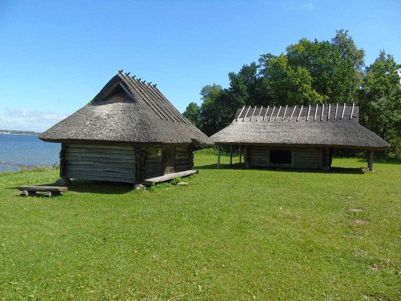 The park is on the coast and these are a couple of huts used for drying fishermen’s nets