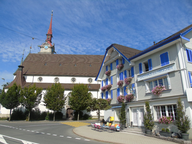 The church and local hostelry in Oberägri