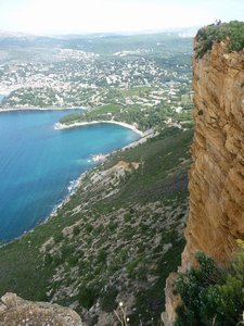 The red cliff with Cassis behind