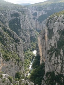 A narrow section of the gorge with its 800m high cliffs