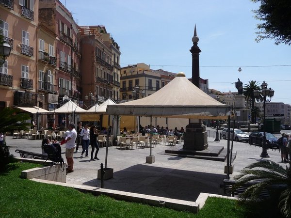 The pleasant Piazza Yenne 