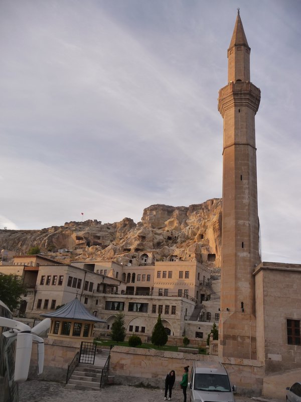 A mosque, luxury hotel and cave dwellings in Avandos