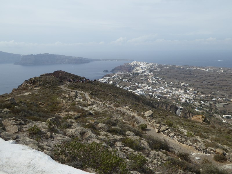 The final path down to Oia