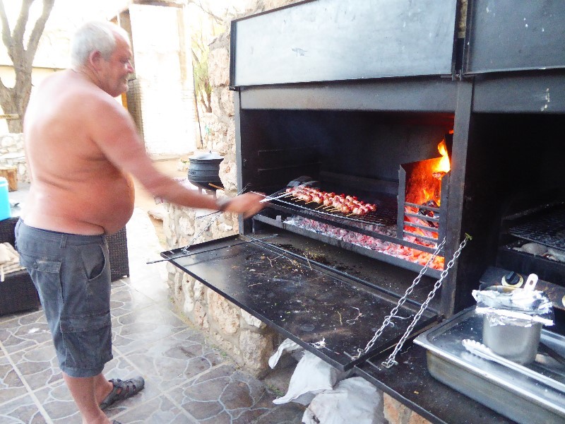 Rian, our travelling engineer, cooked a Namibian barbeque for us