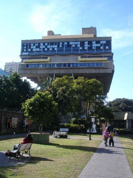 Buenos Aire's biblioteca or library for the thickies