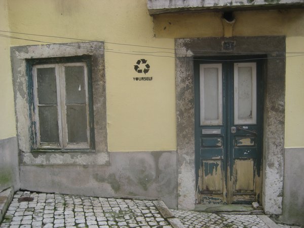 Recycle yourself, Lisbon