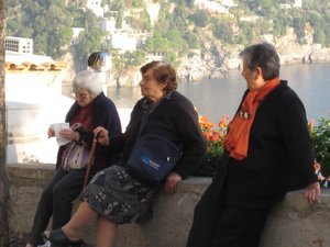 Amalfi women