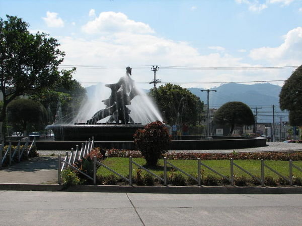 San Salvador roundabout