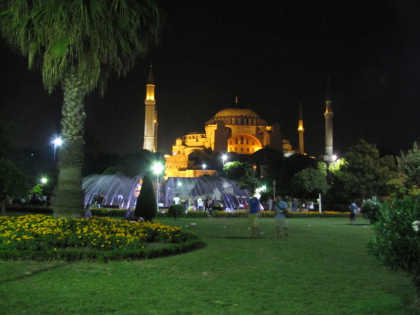 Istanbul Hagia Sofia by night