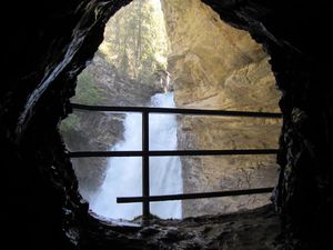 Cave waterfall at Johnson Canyon