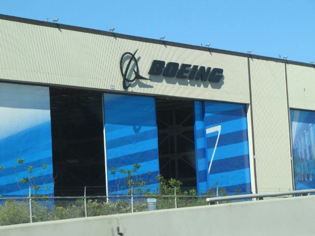 Boeing's biggest building in world