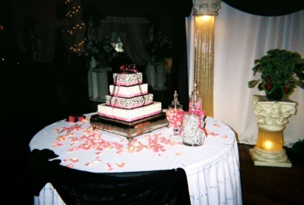 Bridal Cake Table
