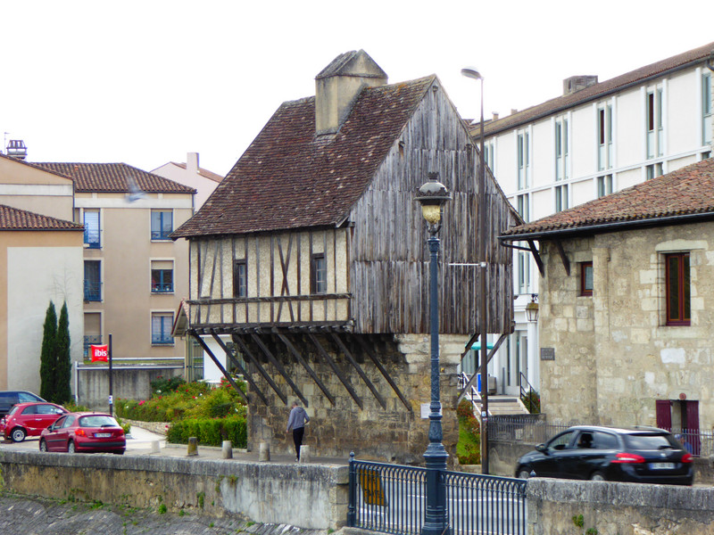 Perigueux old customs house