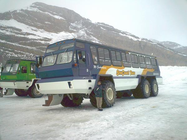 Glacial bus