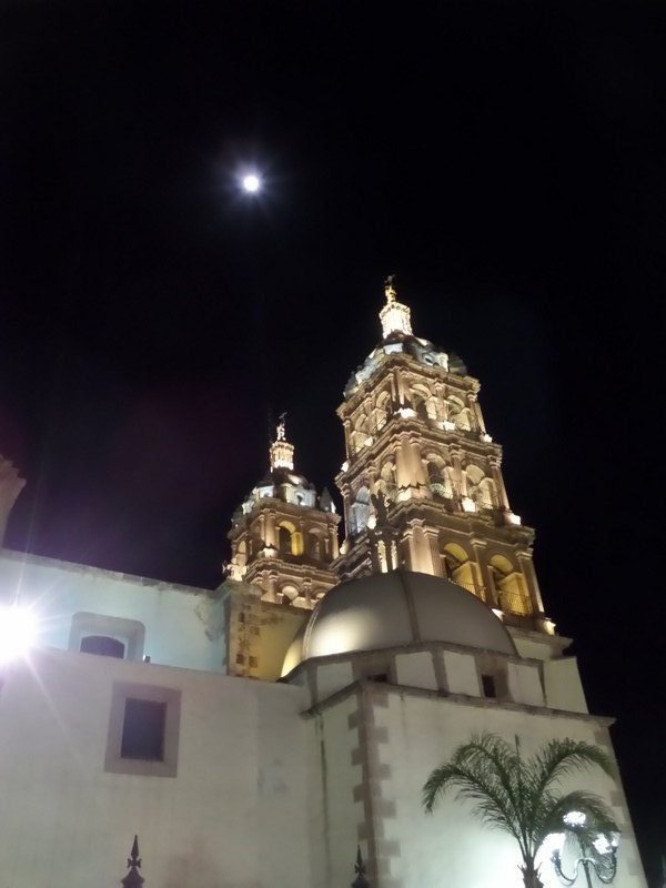 Moon over the Catedral Basilica Menor de Durango 