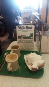 Cafe du Monde beignets
