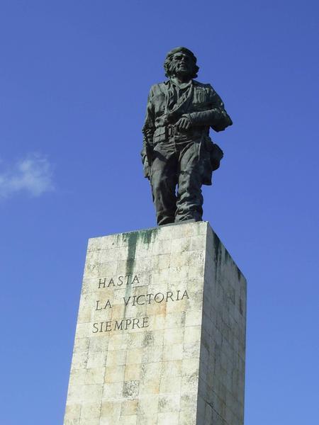Che Statue