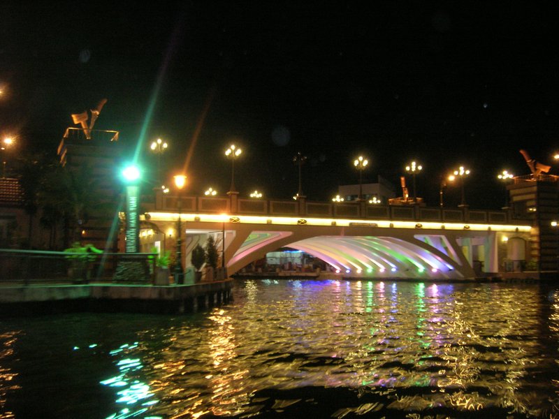 Melaka River, night