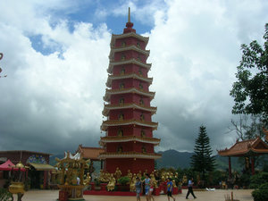 10 000 Buddhas Pagoda