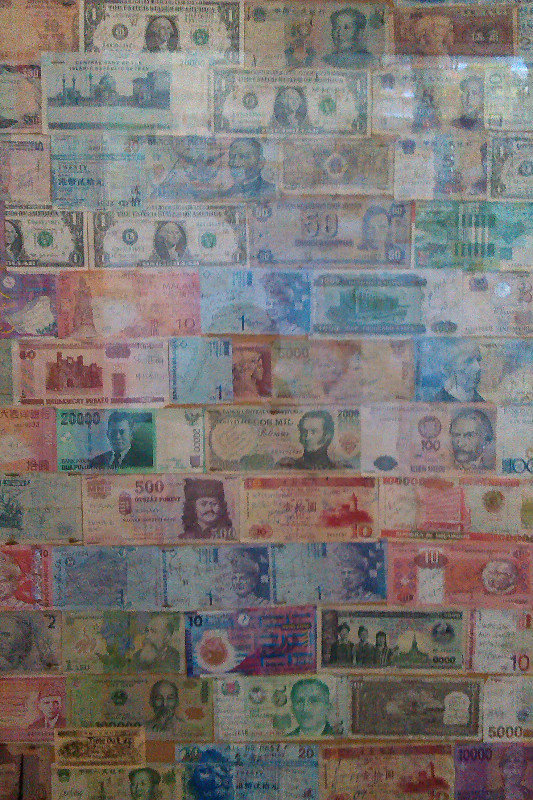 Money Wall, Restaurante Fernando
