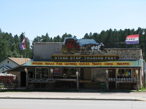 Custer Tourist Shop