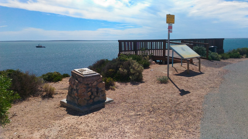Pinky point lookout, Port Thevenard