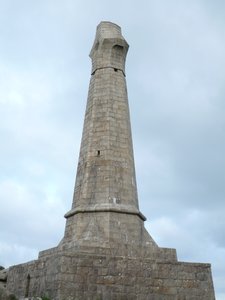 Bassett monument Carn brae