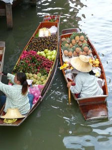 More fruit on a boat