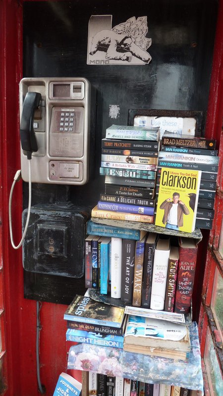 30 5 15 Phone Box / Library, Skerray