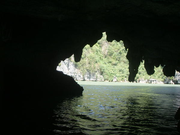 caves, halong bay