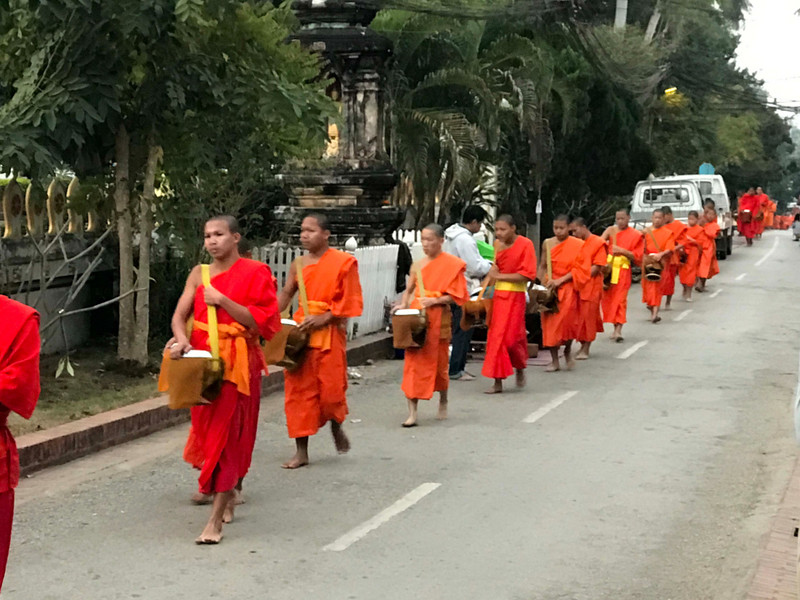 Long procession of monks 