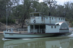 Paddlesteamer on the Murray at Echuca