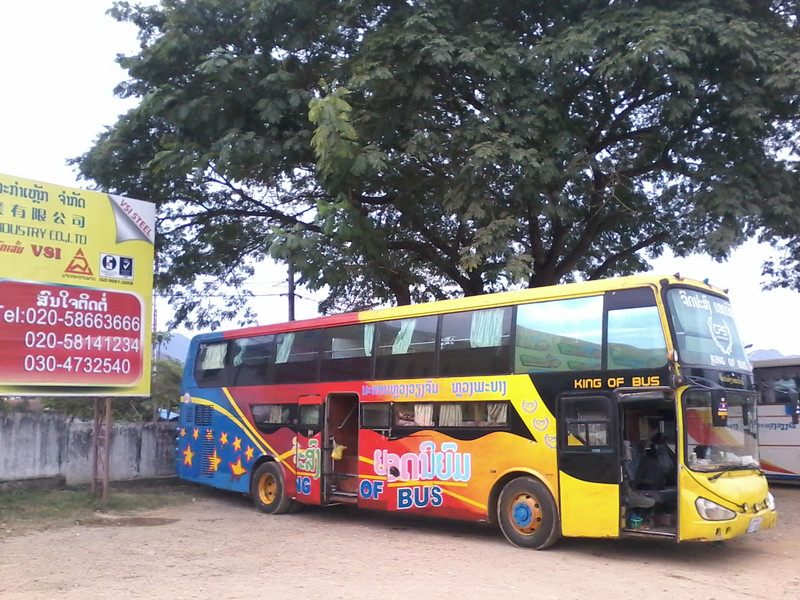 notre bus VIP pour Vientiane