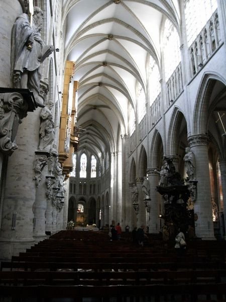 Inside the kathedral
