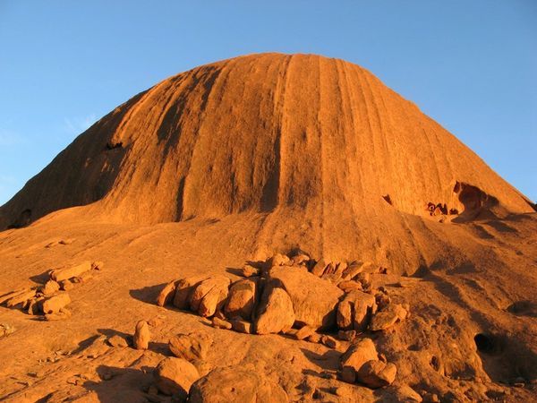 Uluru base walk