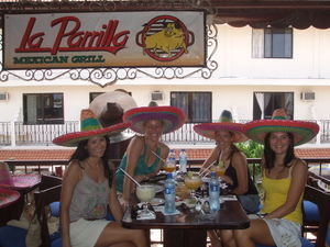 Pegaso interior out for lunch in playa del carmen,mexico