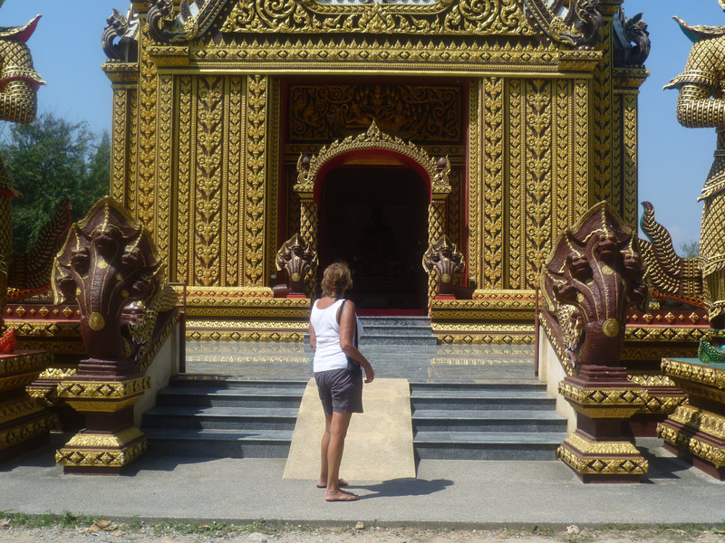 pausing at Khao Kalok Temple